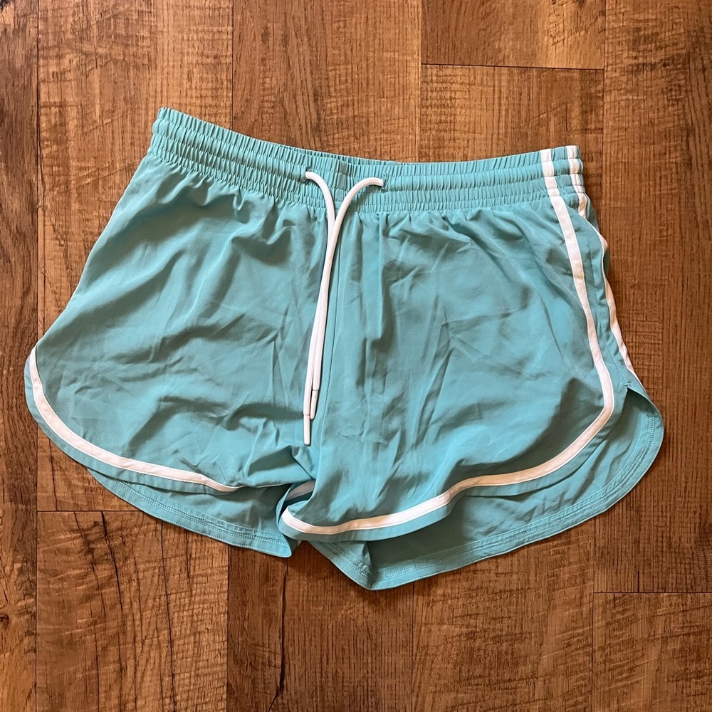 Women's Aqua Gilly Hicks Shorts